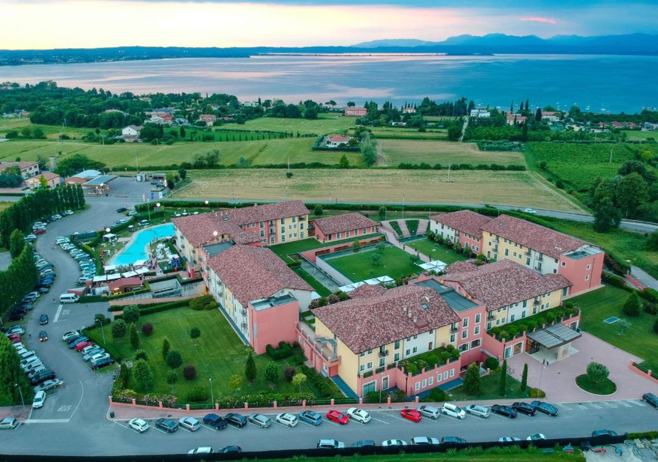 Th Lazise - Hotel Parchi Del Garda Екстер'єр фото