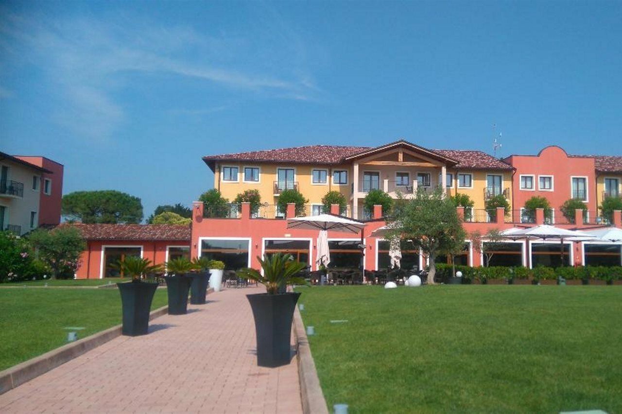 Th Lazise - Hotel Parchi Del Garda Екстер'єр фото